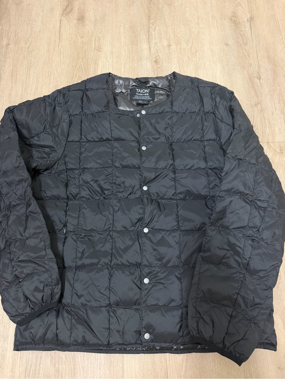 TAION Women Unisex Basic Crew Neck Down Jacket Black Size M